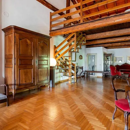 Splendido Con Piscina E Parking A Appartement *