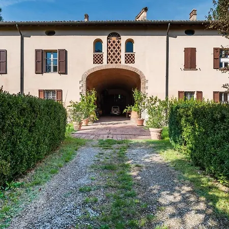 Splendido Con Piscina E Parking A Colorno