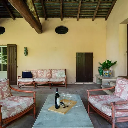 Apartment Splendido Con Piscina E Parking A Colorno