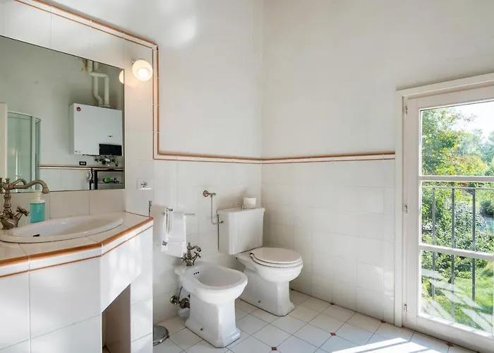 Splendido Con Piscina E Parking A קולורנו